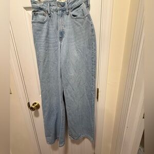 Abercrombie & Fitch Women's High Rise Wide Leg Jeans - Drapey Denim Lightweight